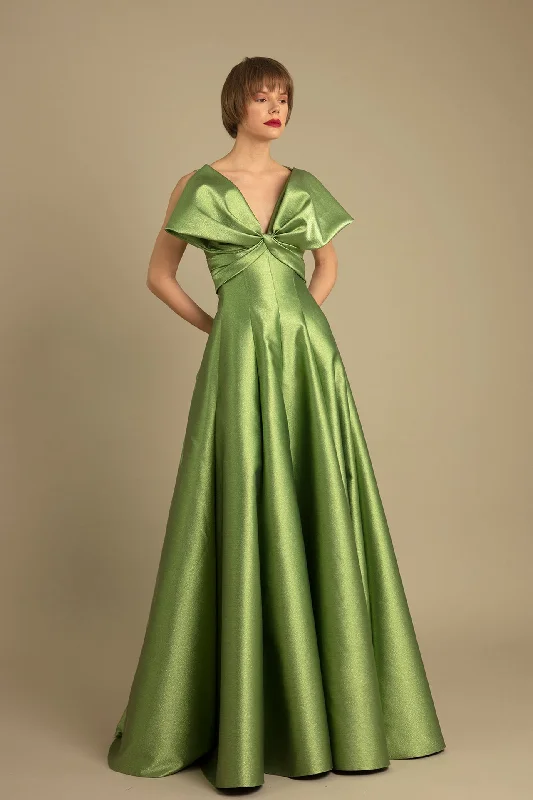 Bow detailed neckline pleated gown