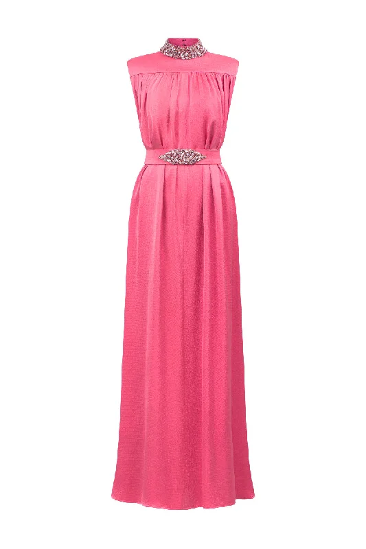 HIGH NECK SLEEVELESS GATHERED SILK GOWN