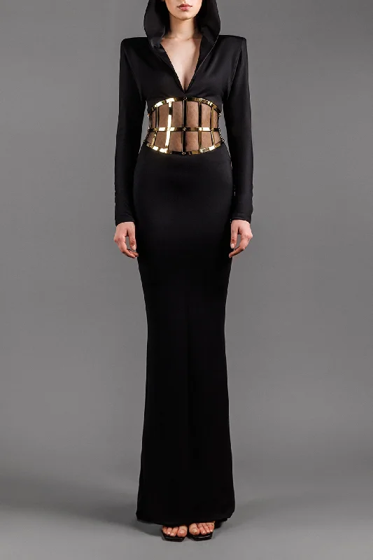 Jersey dress with gold metal belt