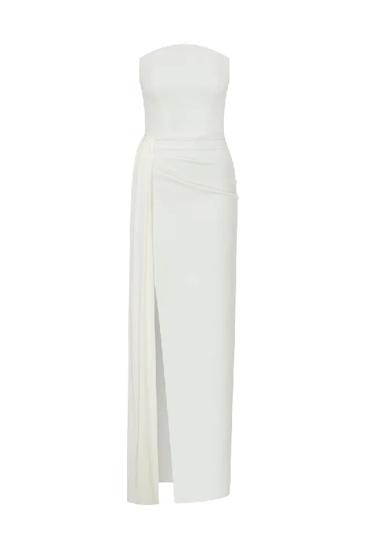 WHITE STRAPLESS CREPE DRESS WITH DEEP SLIT