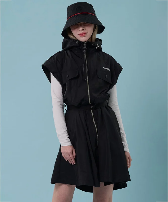 MACKY Golf: Hooded Zip-Up Belt Dress - Black