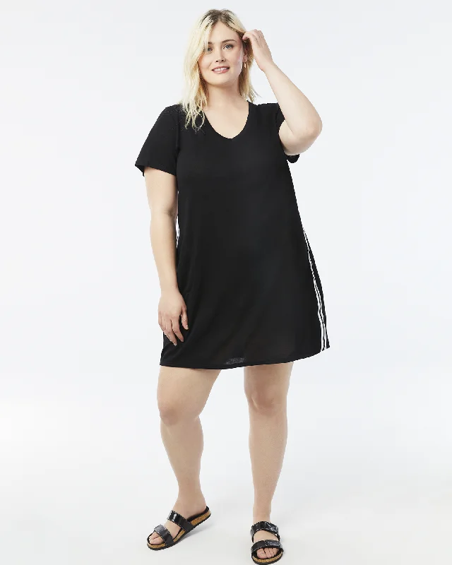 Vivianne T-Shirt Dress | Black / White